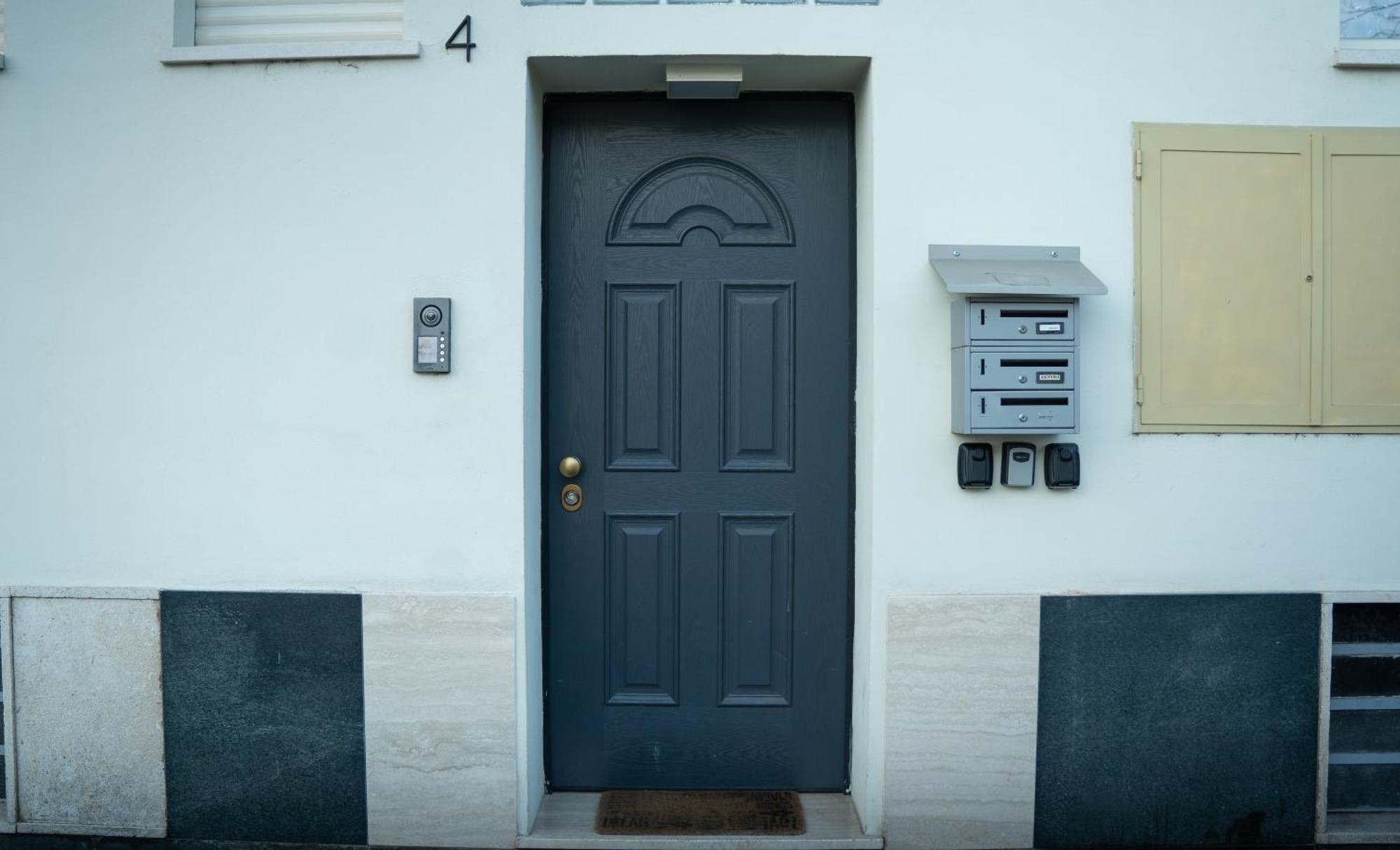 Lugaro Guest House تورينو المظهر الخارجي الصورة