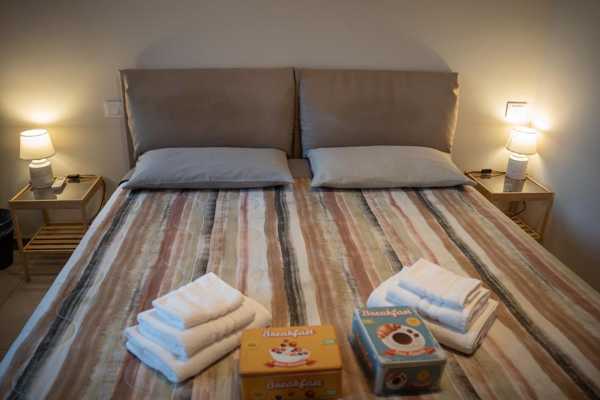 Lugaro Guest House تورينو المظهر الخارجي الصورة